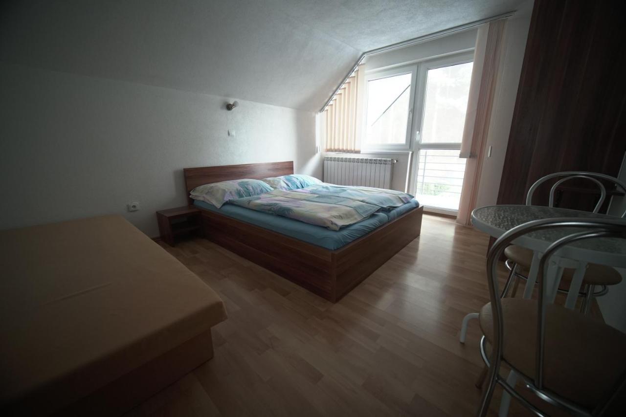 Apartment Imka ลุคชกี ภายนอก รูปภาพ