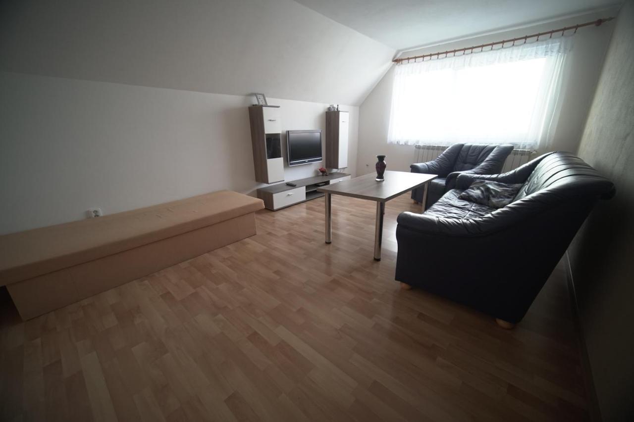 Apartment Imka ลุคชกี ภายนอก รูปภาพ